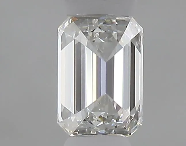0.24ct Emerald Natural Diamond (Colour G, Clarity VVS2, GIA Certified)