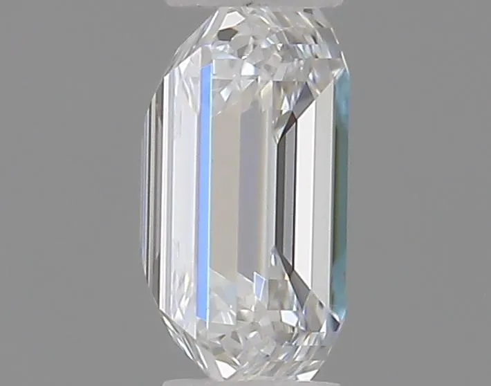 0.3 Carats EMERALD Diamond