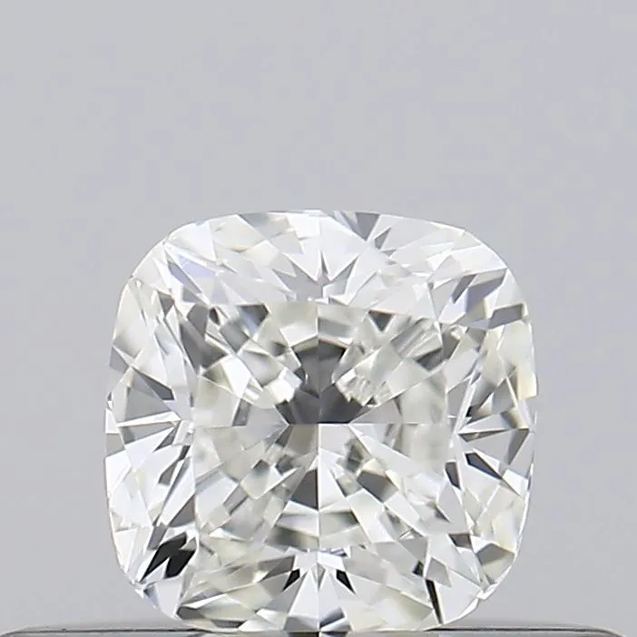 0.30ct Cushion modified Natural Diamond (Colour J, Clarity VVS2, GIA Certified)