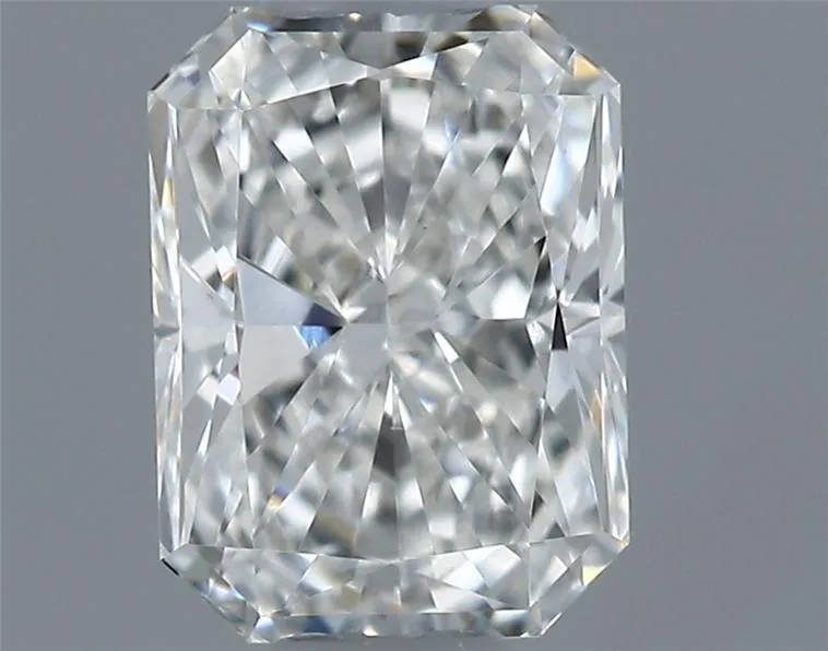 0.30ct Radiant Natural Diamond (Colour G, Clarity VS2, GIA Certified)