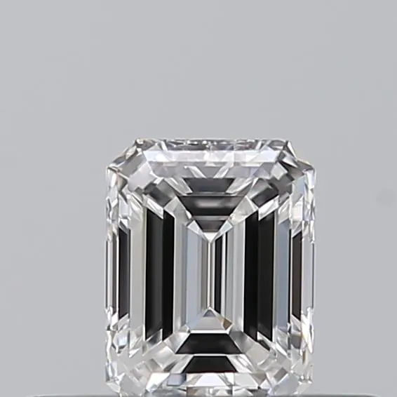 0.31ct Emerald Natural Diamond (Colour E, Clarity VVS1, GIA Certified)