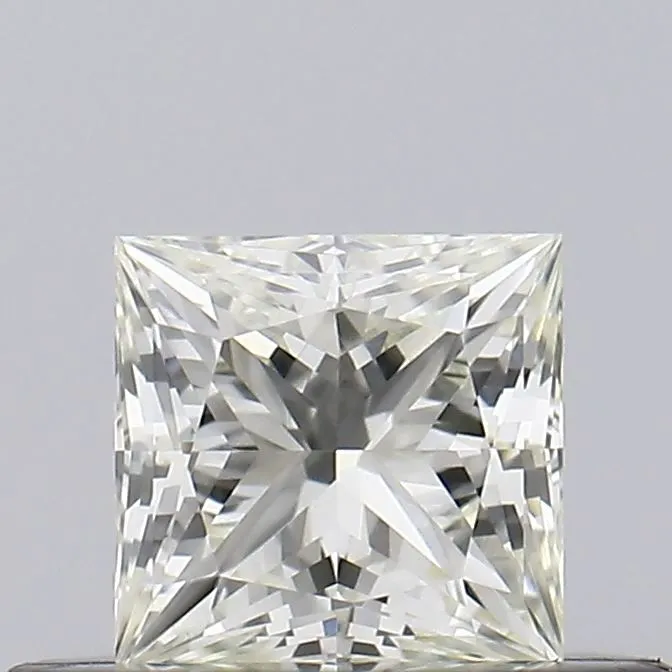 0.32 Carats PRINCESS Diamond