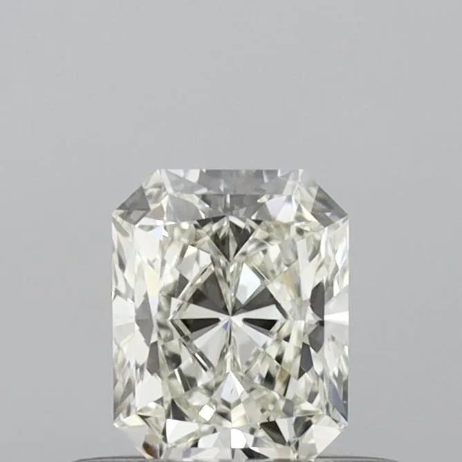 0.37ct Radiant Natural Diamond (Colour H, Clarity VVS2, Cut VG, IGI Certified)