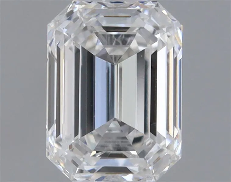 0.38ct Emerald Natural Diamond (Colour F, Clarity VVS1, GIA Certified)