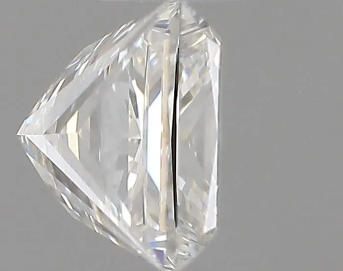 0.4 Carats PRINCESS Diamond