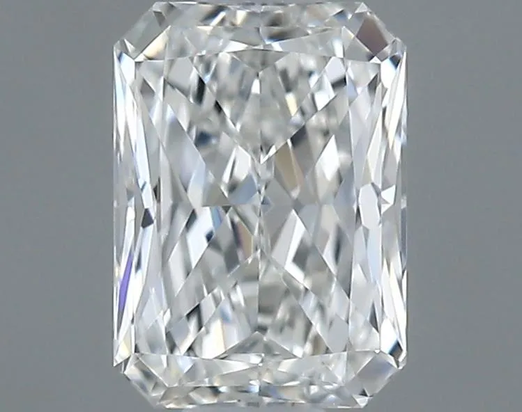0.40ct Radiant Natural Diamond (Colour F, Clarity VVS1, GIA Certified)