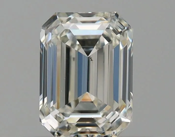 0.5 Carats EMERALD Diamond
