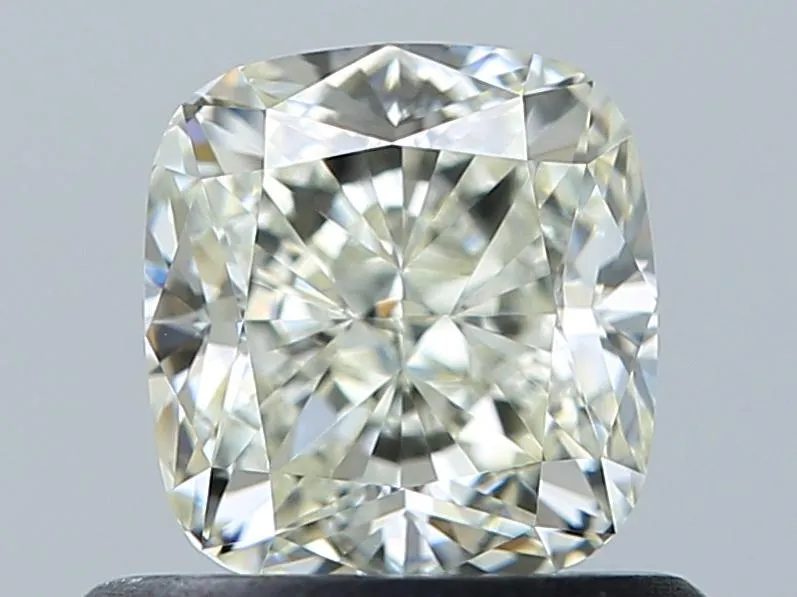 0.7 Carats CUSHION BRILLIANT Diamond