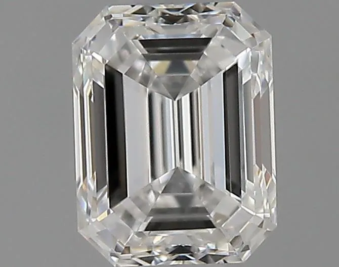 0.7 Carats EMERALD Diamond