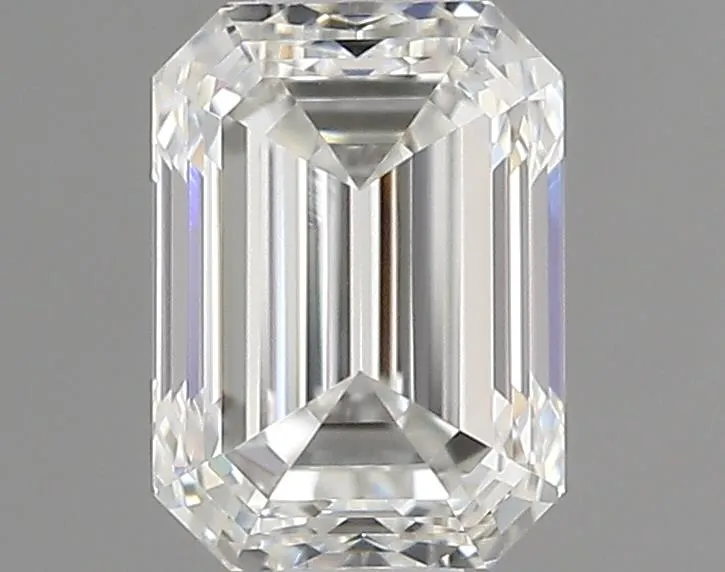 0.7 Carats EMERALD Diamond