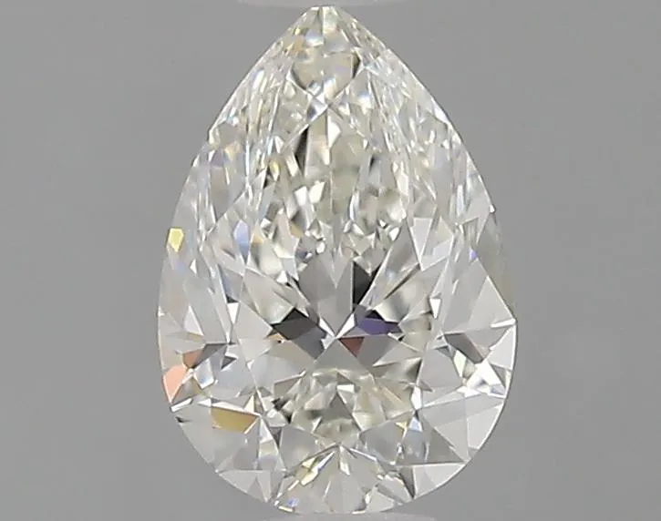 0.7 Carats PEAR Diamond