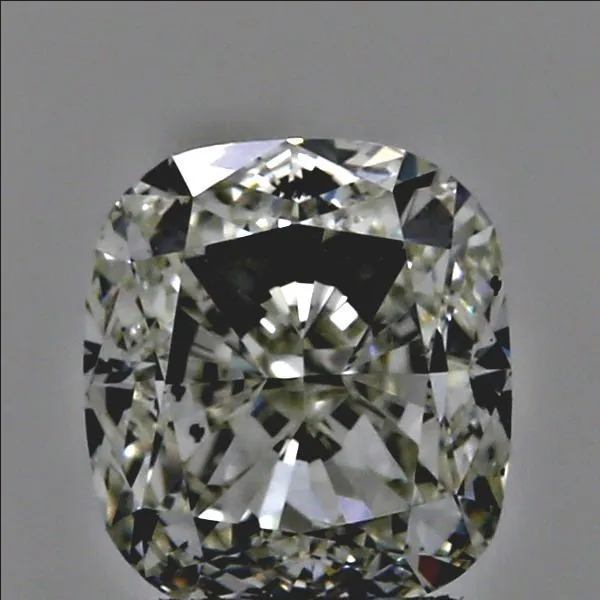 0.9 Carats CUSHION BRILLIANT Diamond