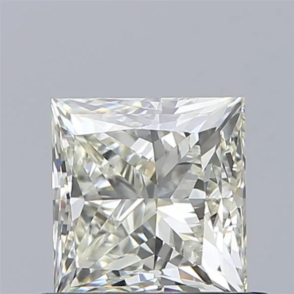 0.9 Carats PRINCESS Diamond