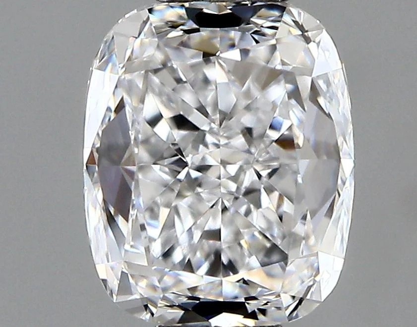 1 Carats CUSHION BRILLIANT Diamond