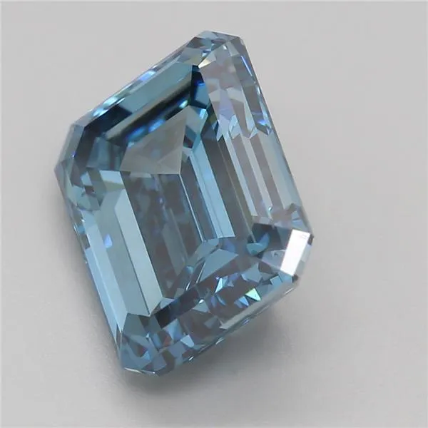 2.26 Carats EMERALD Diamond